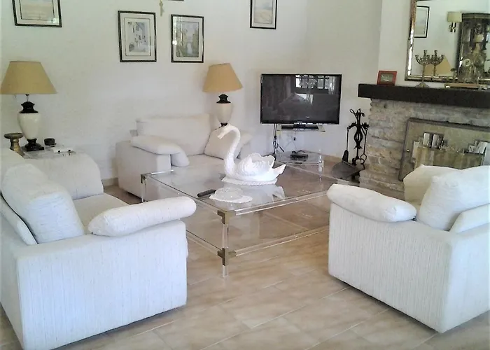 Spectacular Andalusian Linda Vista Playa - Big Private Pool, Bbq & 2 Parking Marbella
