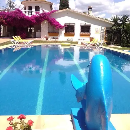 Spectacular Andalusian Linda Vista Playa - Big Private Pool, Bbq & 2 Parking וילה מארבלה